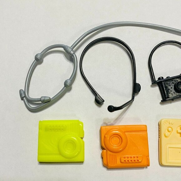 Barbie Toys Accessories Headphones Flashlight & More Kids Pretend Play - Picture 4 of 4